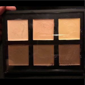 Anastasia cream contour